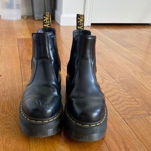 DR. MARTENS 2976 Quad Platform Black Womens Chelsea Boots